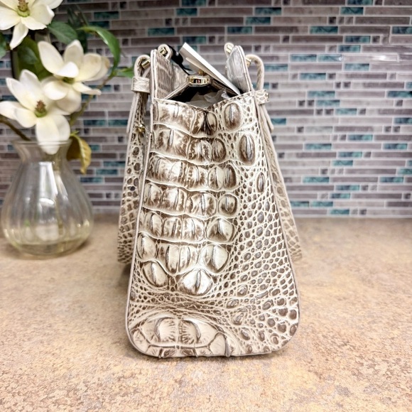 NWT Brahmin Josette Pristine silver purse - Picture 4 of 7